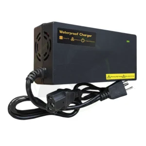 Chargeur de batterie plomb/gel 48V-1,2A, étanche (non submersible)